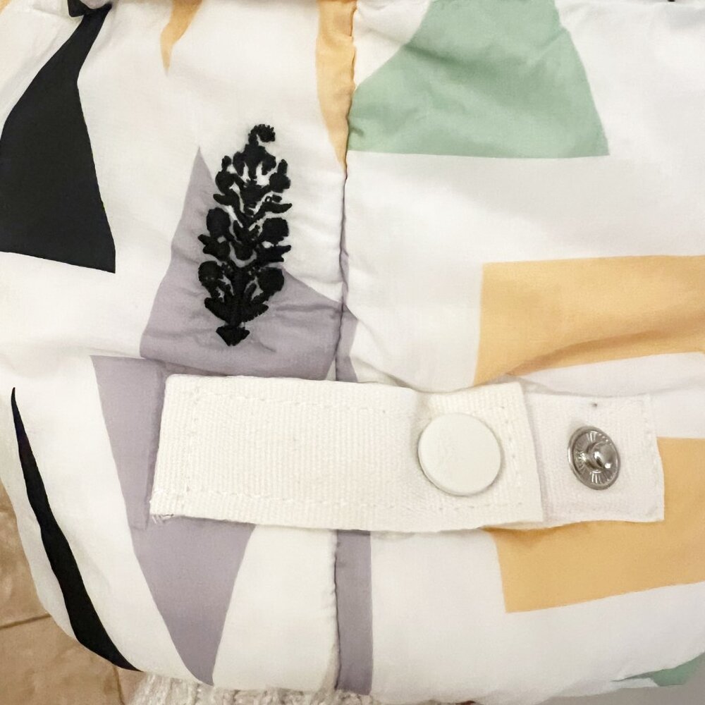 Free People FP Movement | In a Bubble Printed Puffer Vest in Blocked Logo NWT - Picture 11 of 12